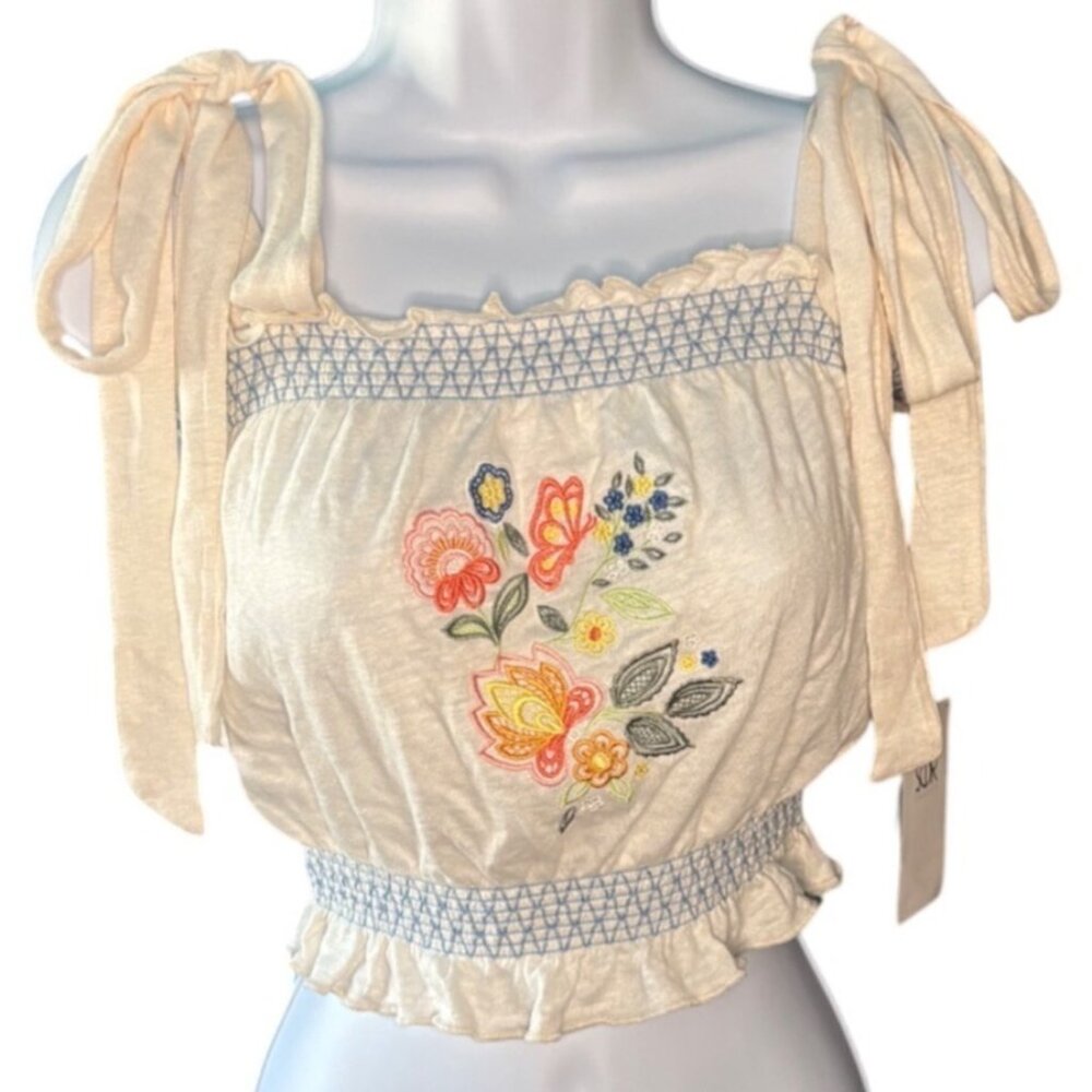 Chaser Lirhetta Floral Bouquet White Embroidery Crop Top S NEW - Picture 3 of 6